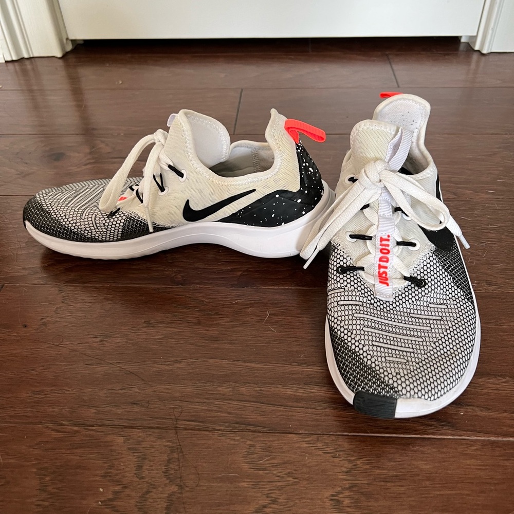 Nike Sneaker